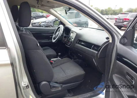 2019 Mitsubishi Outlander Es z USA, uszkodzony, nr VIN JA4AD2A3XKZ053441